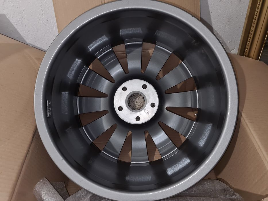 Оригинални джанти Ауди А4 А6 А8 18 цола S8 ковани VW 5X112 С лайн