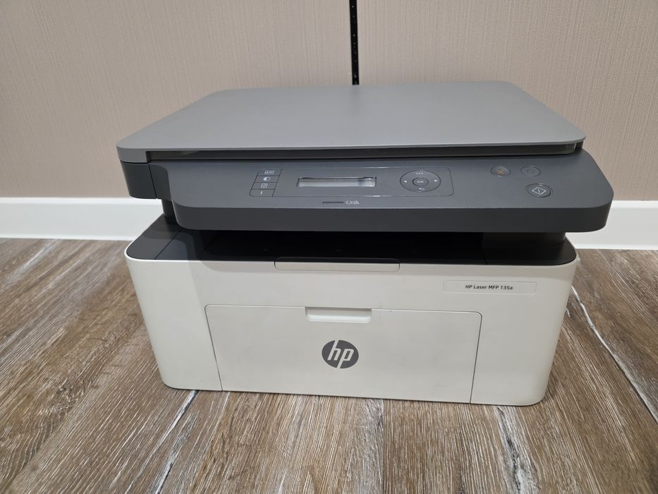 МФУ принтер HP MFP 135a