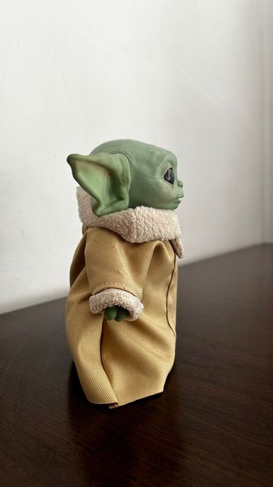 Star WarsTM - Мадалориан: Детето с 25 звуци и движения