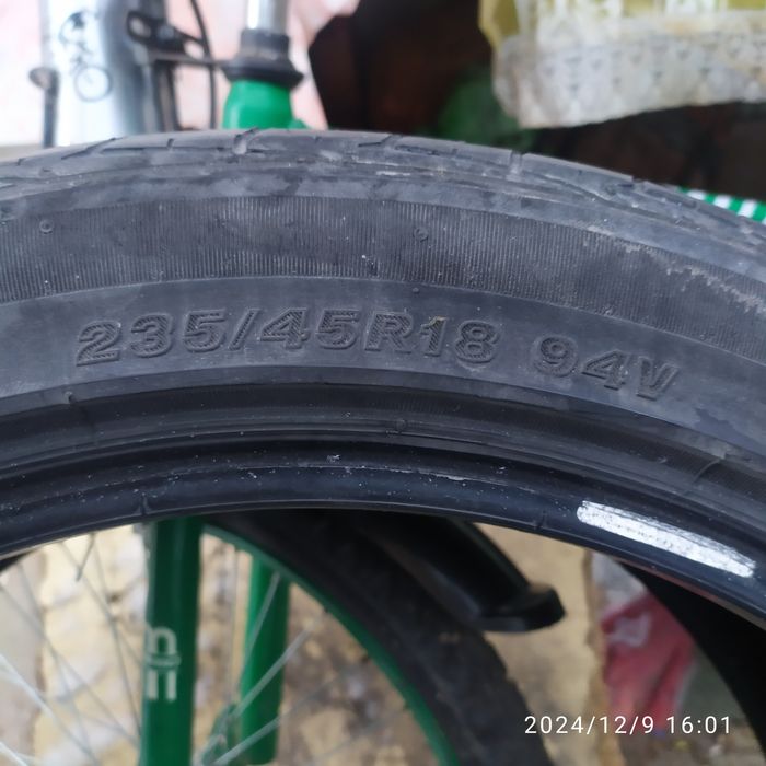 Шина на запаску ...