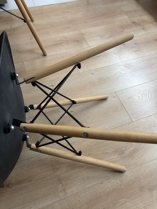 Продам 4 стула в хорошем состоянии