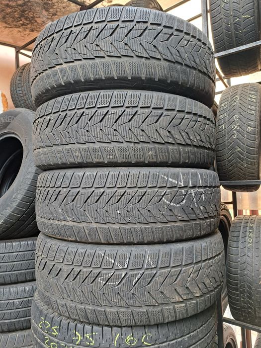 4 anvelope 255/60 R18 Vredestein