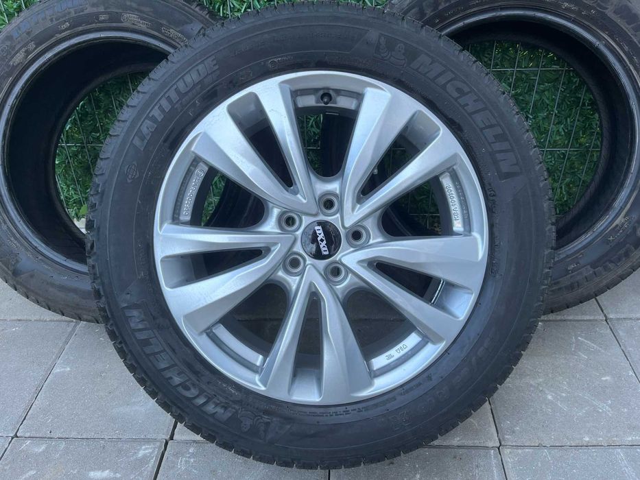 Резервна гума / комплект гуми RAV4 XA40 235/55/18 Michelin Latitude Tour HP