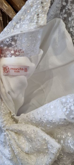 Платье очень красивое,качественное