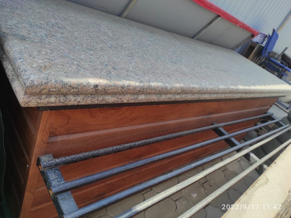 Стол мраморный ручной работы