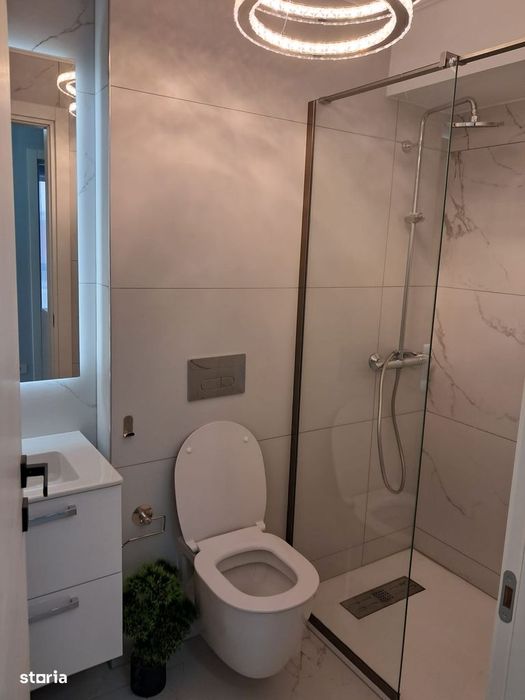 Apartament 3 camere, balcon, Orasul Nou