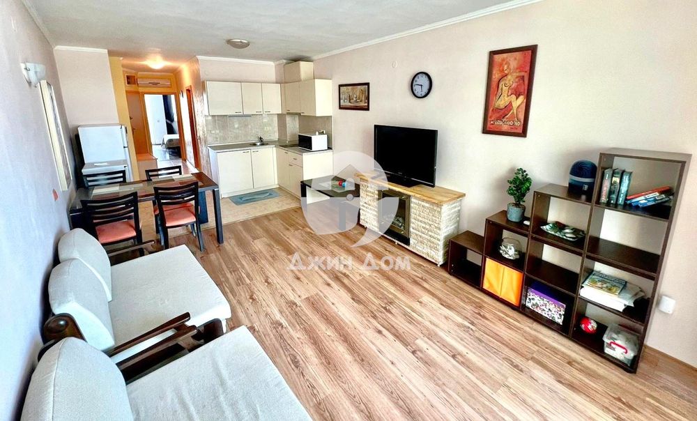 Продава се Двустаен апартамент в к.к. Слънчев бряг - 74 кв.м за 960 €/кв.м - Снимка #1