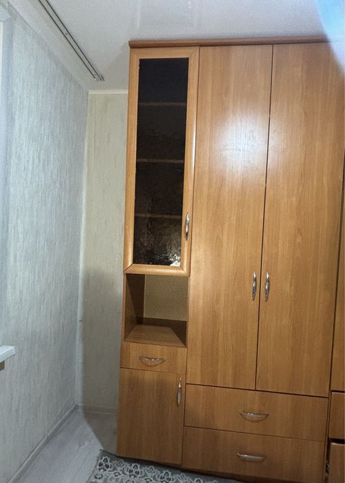 Шкаф Пенал в отличном состояний