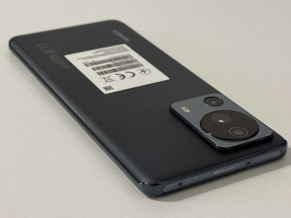 Бартер! Перфектен! Xiaomi 13 Lite 256/8GB Black (Черен)