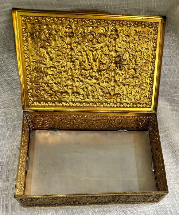 Сет от кутия за пури, запалка и съд за тютюн от месинг/бронз