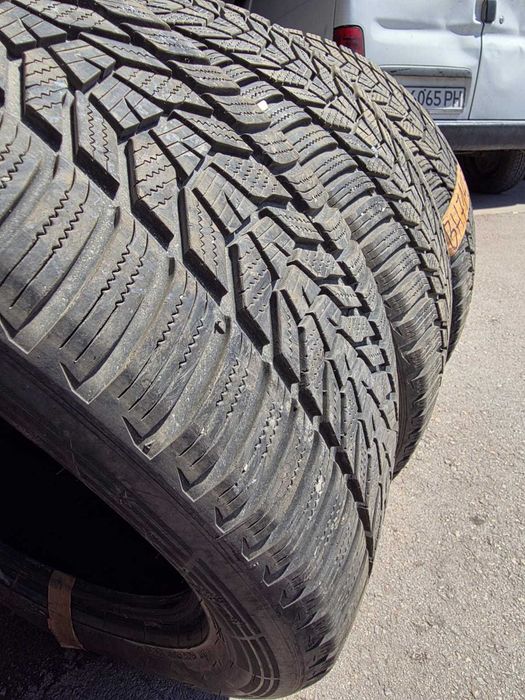 зимни гуми Hankook 225/55 R19 99H