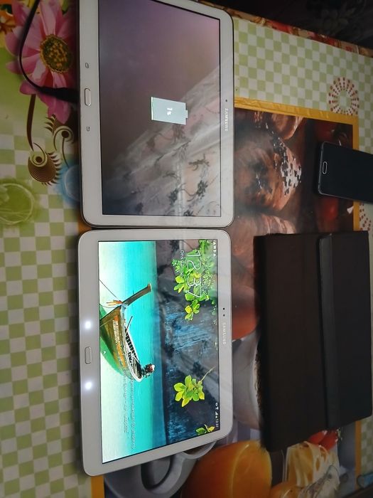 Vind 2 tablete samsung