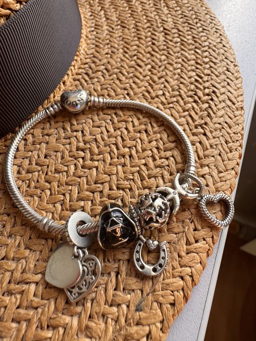 Продам браслет Пандора