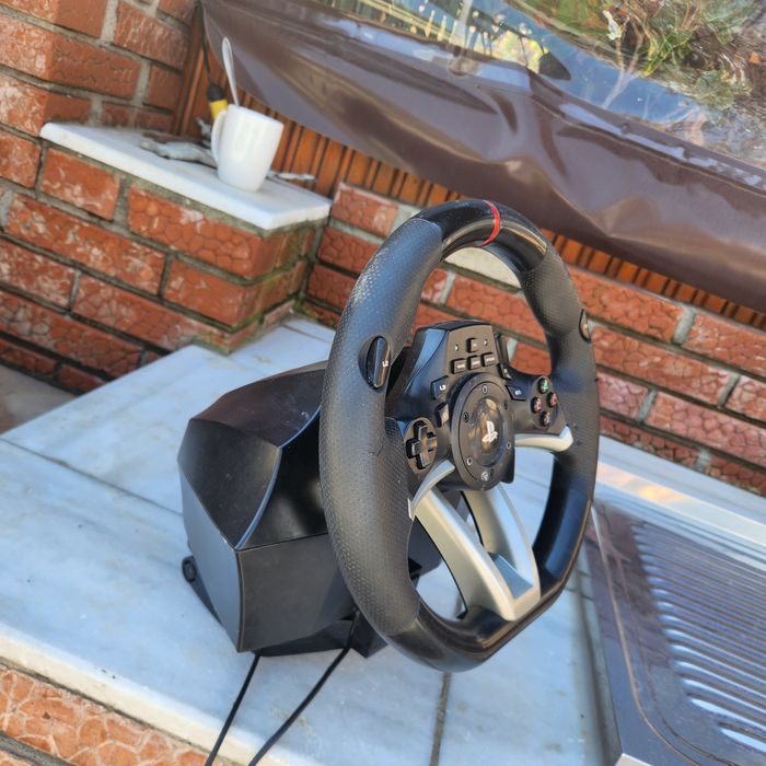 Volan de gaming,pentru ps 4 și ps 3(urgent)