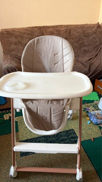 Детский стульчик для кормления