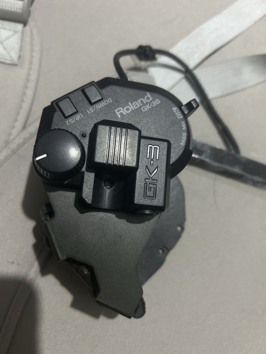 Roland gr 55 гитарный басовый синтезатор