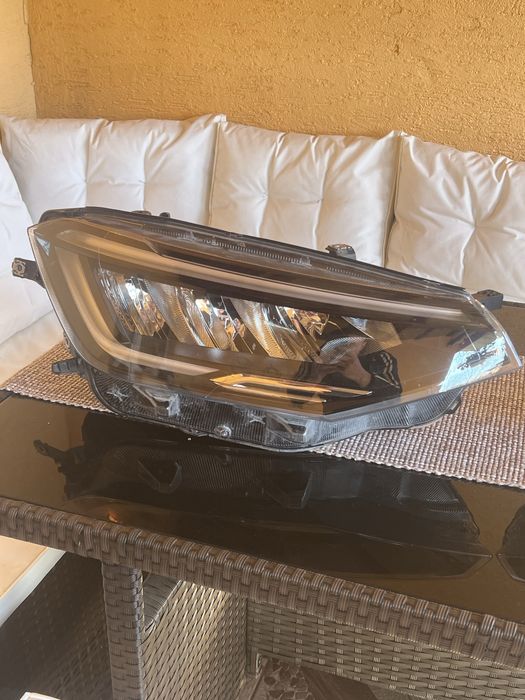 Vand faruri vw taigo