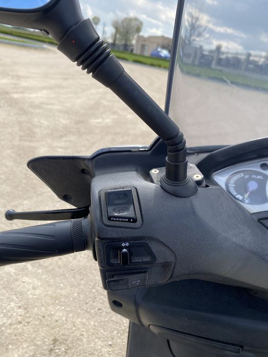 Yamaha X-MAX 250
