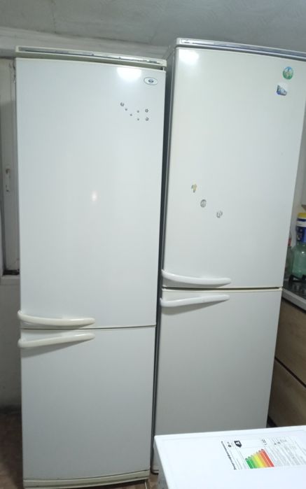 Двухкамерный холодильник