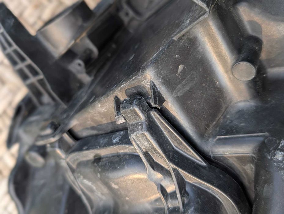 Комплект фарове за Ford C Max 2012/2013в комплекта270лв.за бройка150лв