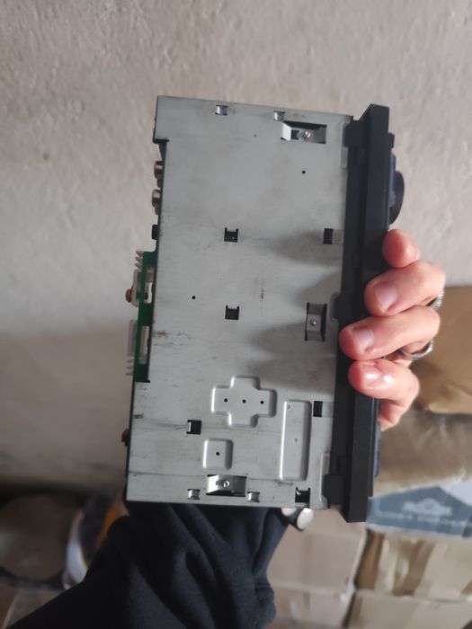 Радио за кола JVC