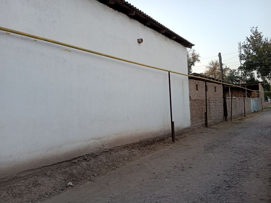 Уй сотилади Ўрта Чирчик туманида