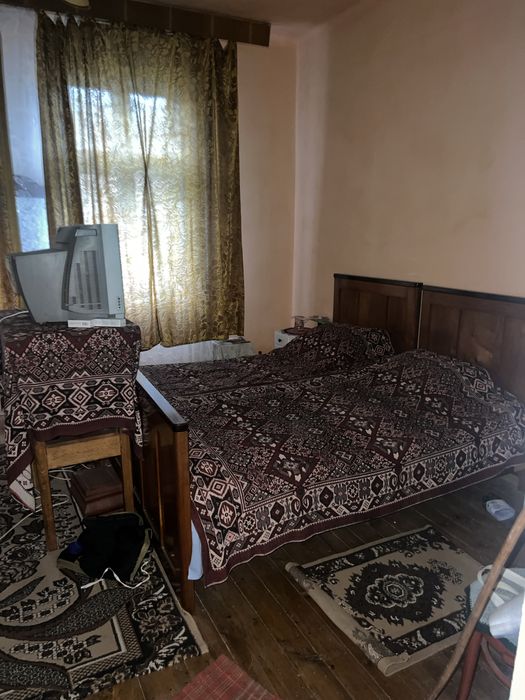 Casa individuala 5 camere/ 1.439mp , curte, mobilata, Sintesti Timis