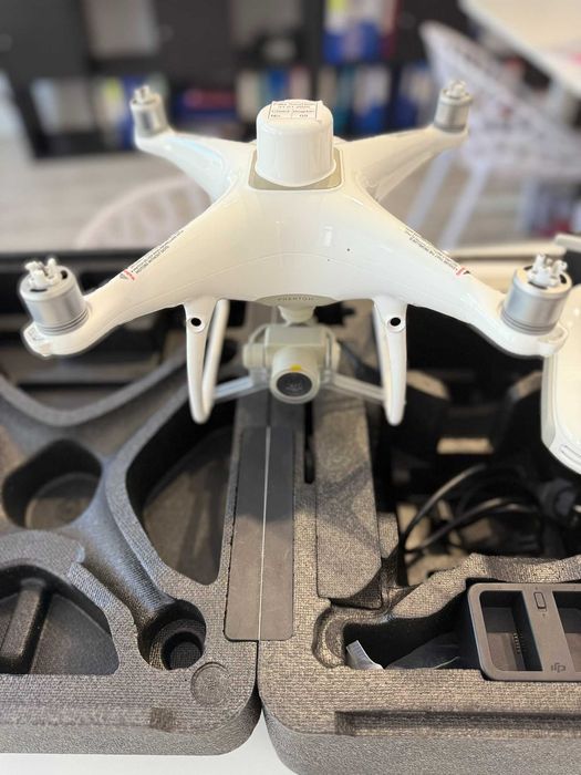 Drona DJI Phantom 4 RTK