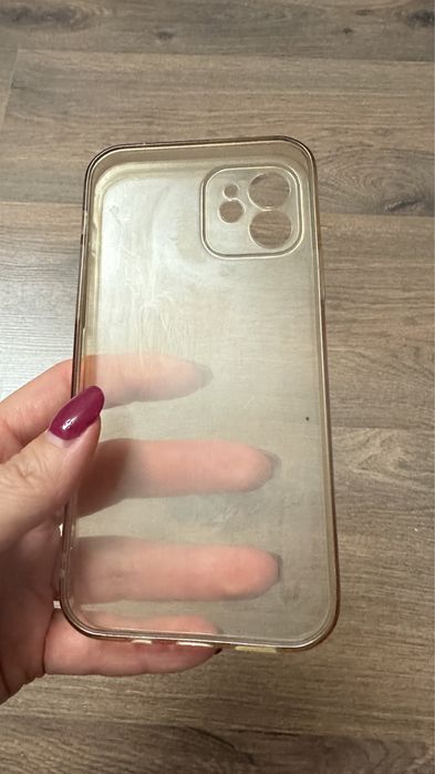 Чехлы на айфон