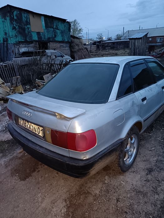 Продам ауди б4 можно, на ходу