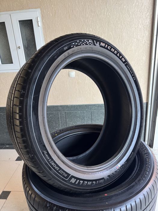 Michelin 285/45 r22