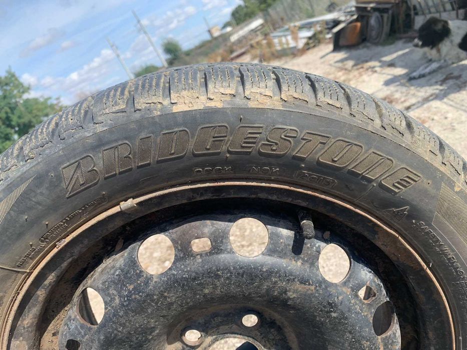джанти със зимни гуми за сеат ибиза 6L 5X100 195/50/15 BRIDGESTONE 4бр