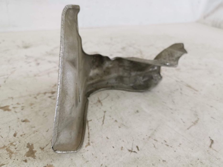 Порше 718 Каyman / Porsche 718 Cayman [ - ] Оригинална топлинна защитн