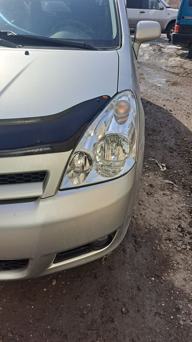 Продам Тойота Королла Версо