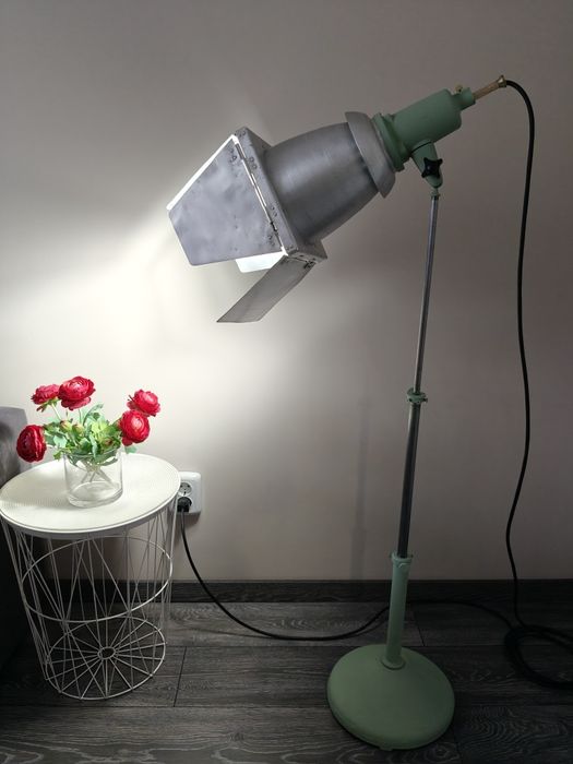 Винтидж осветителна студинна  лампа