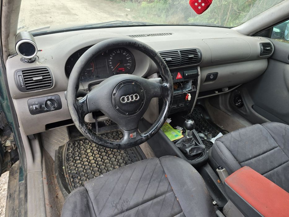 Продавам ауди а3 8л 1.9 90кс на части