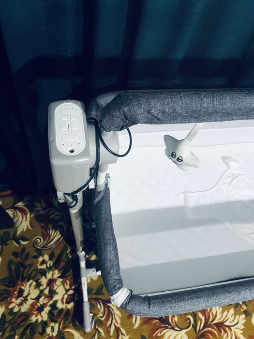 Детская кроватка маятник