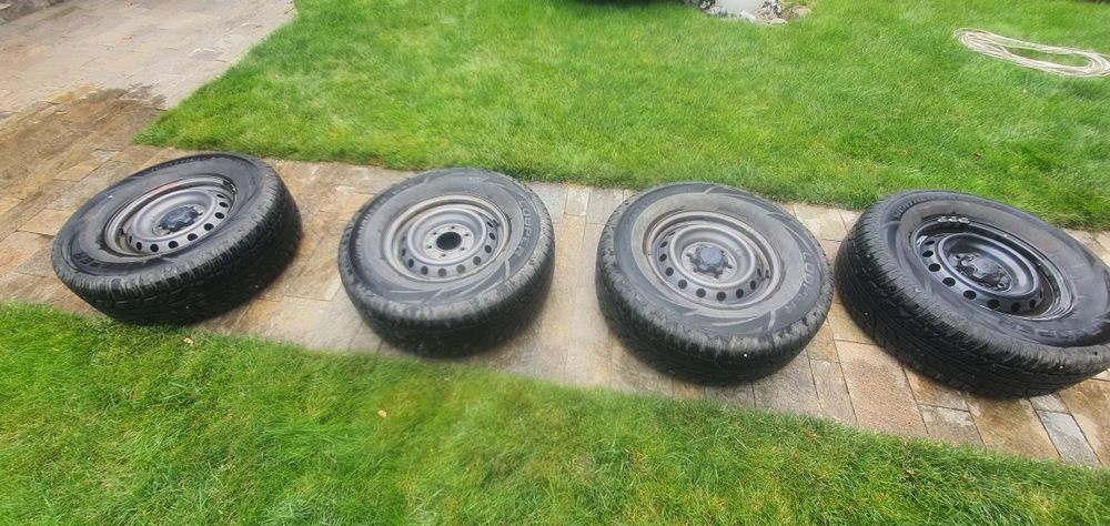 Джипови зимни гуми 265/70R16 с джанти 16"