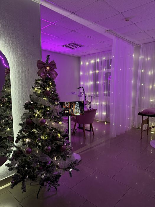 Сдам в аренду стол для мастера маникюра