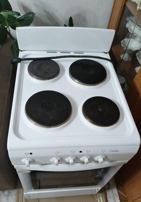 Продам плиту в хорошем состоянии