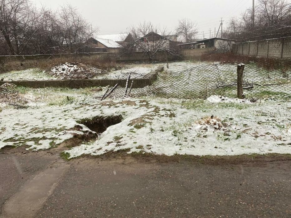 Продам участок 6 соток в п. Янгибазар