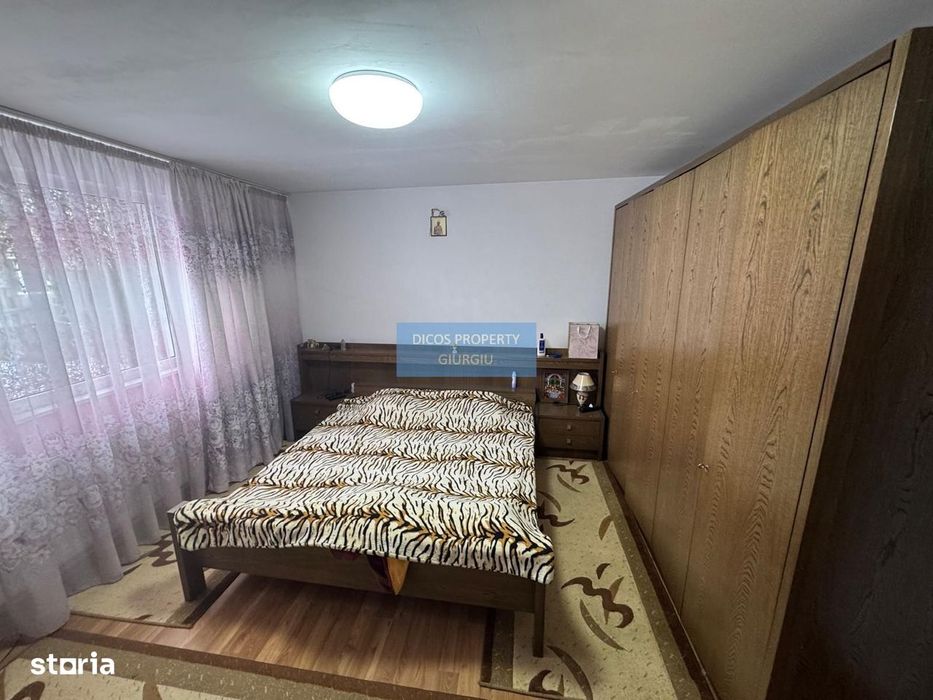 Casă cu mansardă și piscină de vânzare – Pictor Andreescu