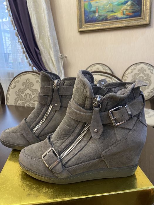 Ботинки бренд Ash,37,5 размер