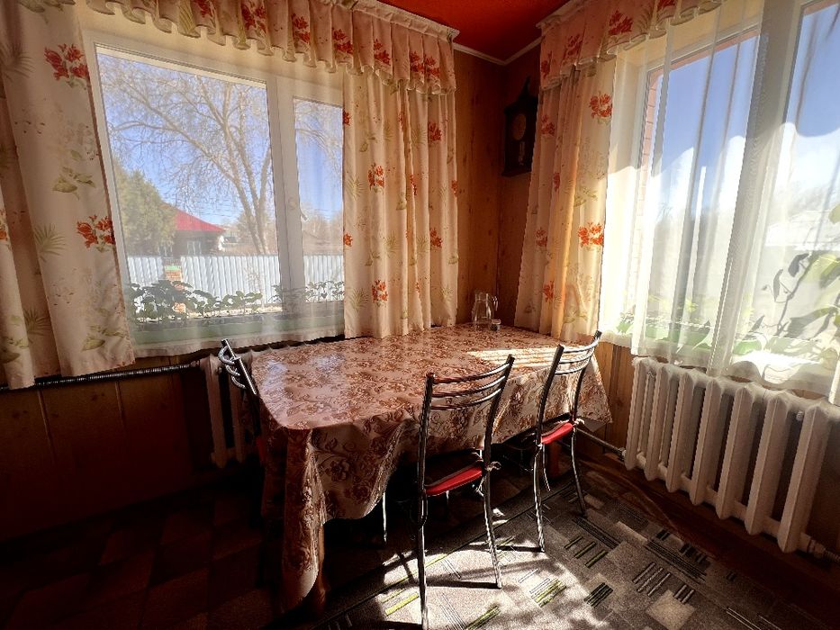 Продается дом, 2 этажа