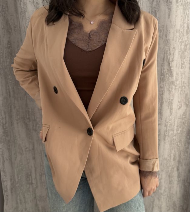 Одежда женская..