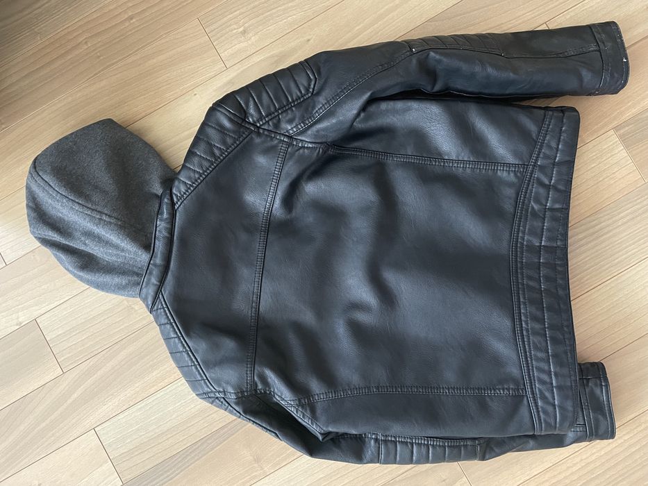 Vand geaca baieti marimea 152 cm