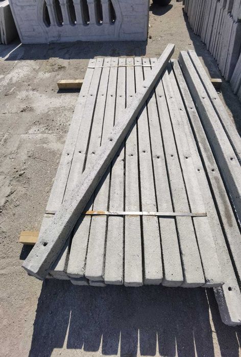 Stalpi din beton Armat ,Spalieri vie-livezi, Garduri Ornamentale