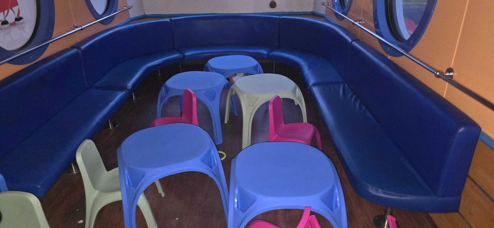 VAND AFACERE LA CHEIE - container MC DONALDS loc de joaca