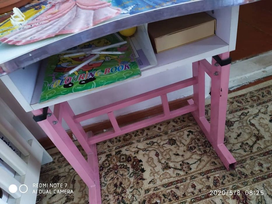 Продам парта детский!