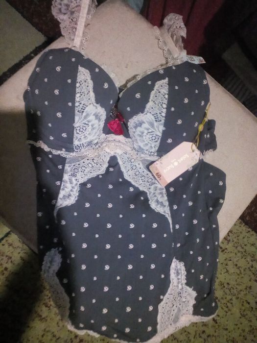 Купальники по 2000 Новые